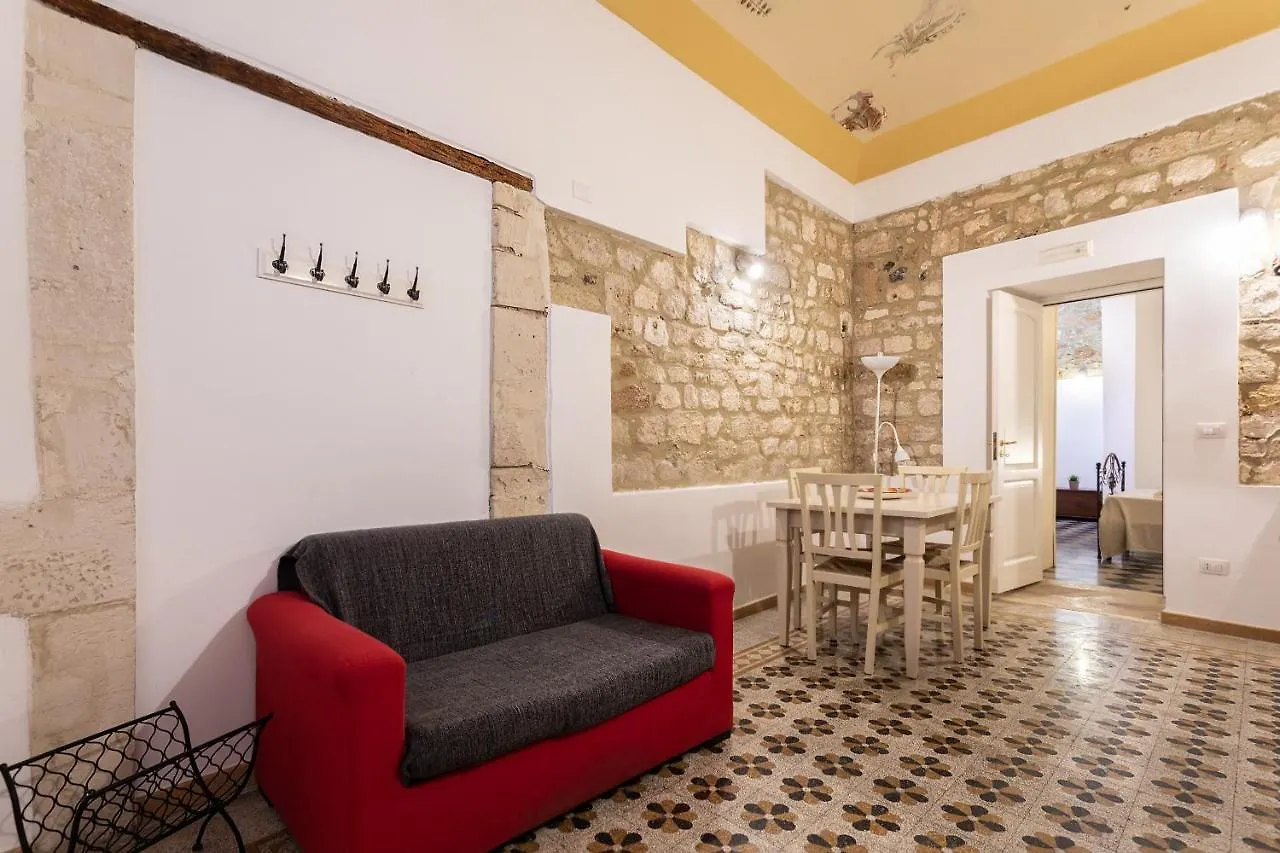 Salomone Apartments I By Wonderful Italy 시라쿠사